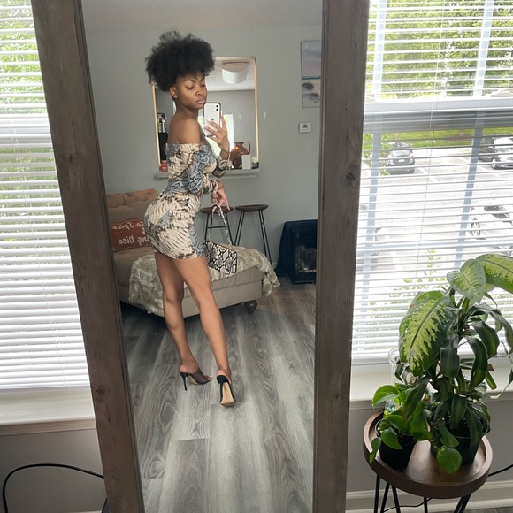 Animal Print Offshoulder Mini Dress - Picture 6 of 10